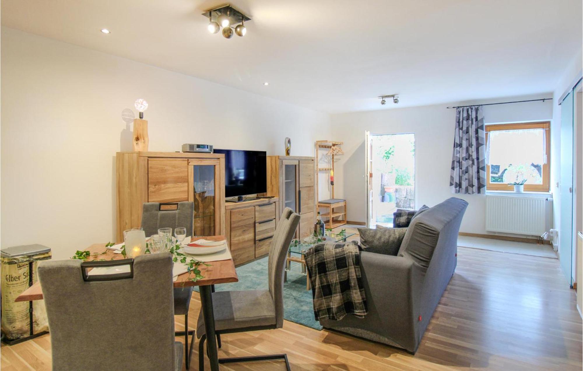 Stunning Apartment In Deggingen With Wifi Екстер'єр фото